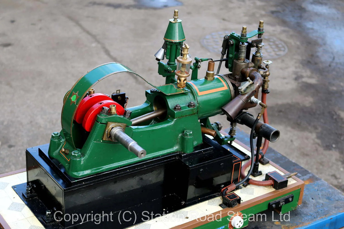 Large model open crank gas engine