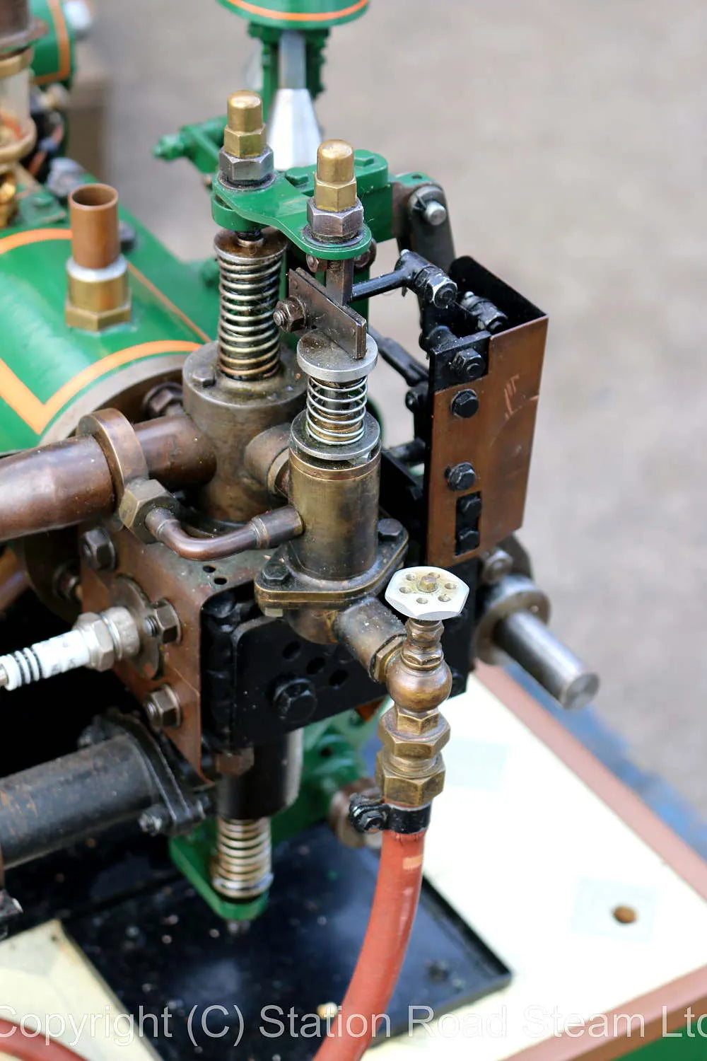 Large model open crank gas engine