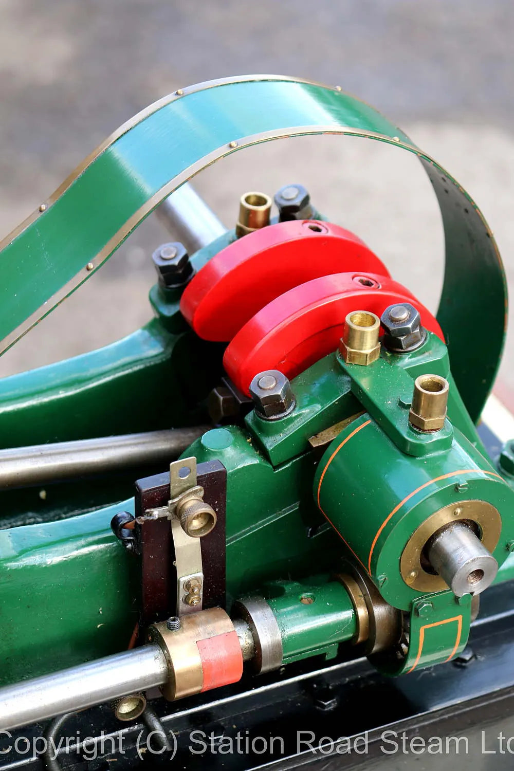Large model open crank gas engine
