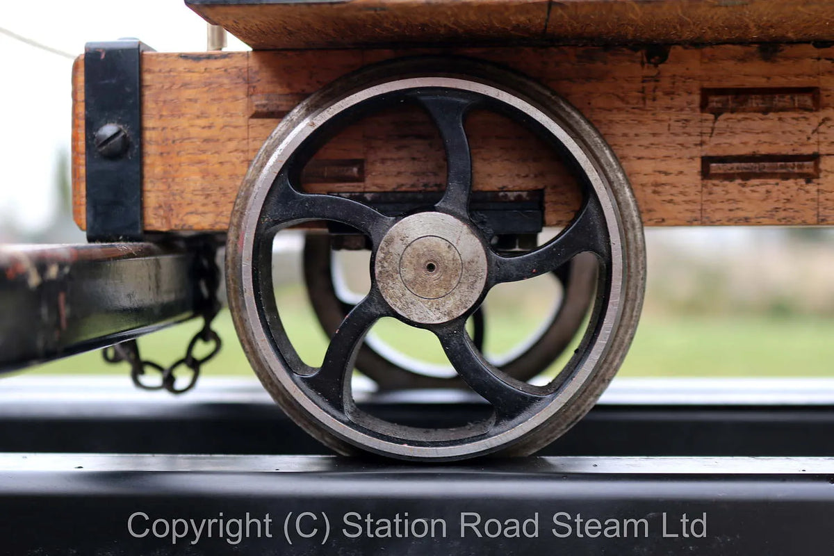 7 1/4 inch gauge Bagnall 0-4-0ST with driving truck