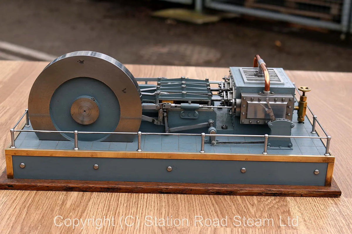 Horizontal twin mill engine with reversing gear