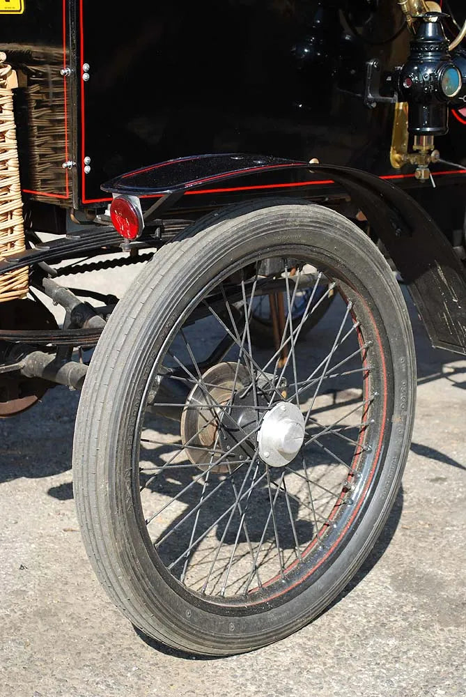 Likamobile steam car