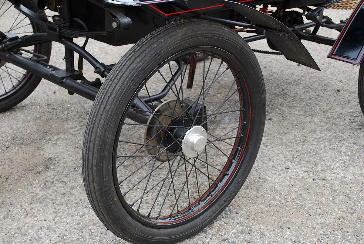 Likamobile steam car