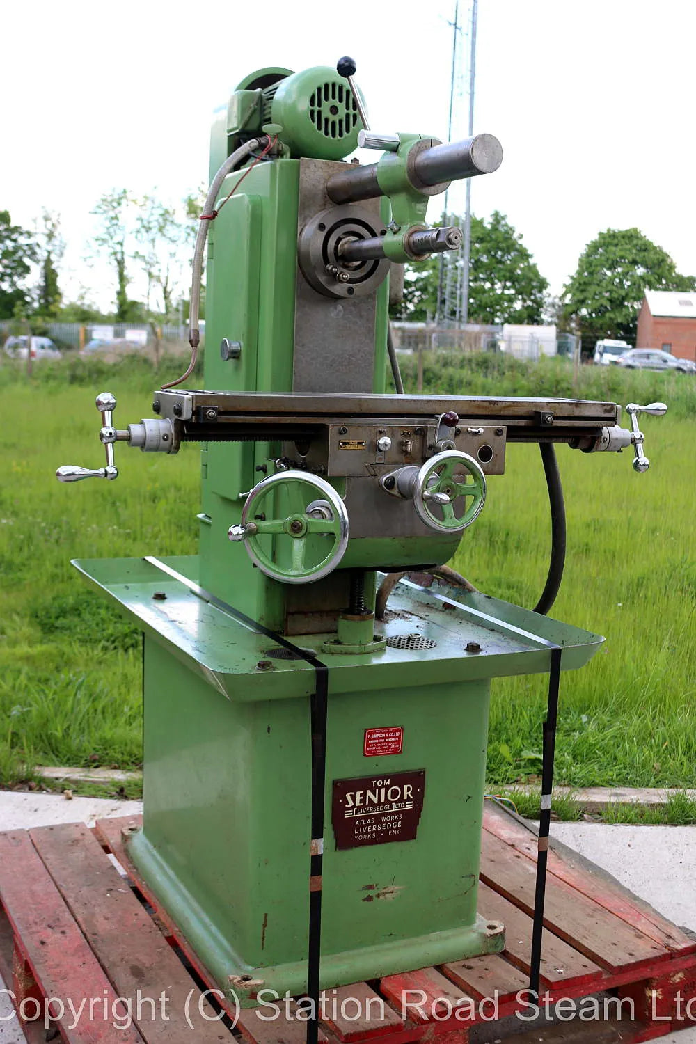 Tom Senior Major horizontal milling machine with vertical head