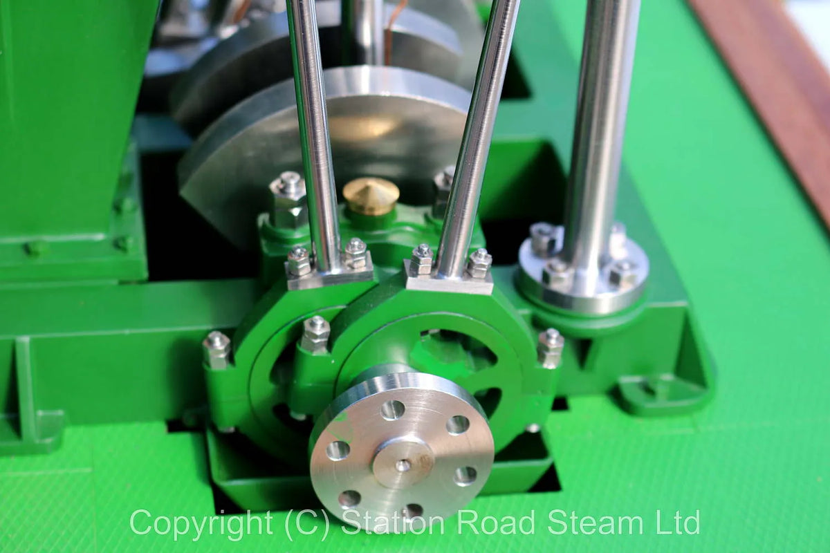 1 1/2 inch scale Alfred Dodman compound marine engine