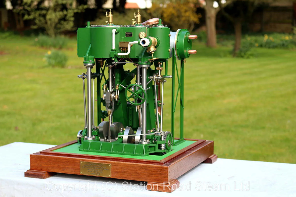 1 1/2 inch scale Alfred Dodman compound marine engine