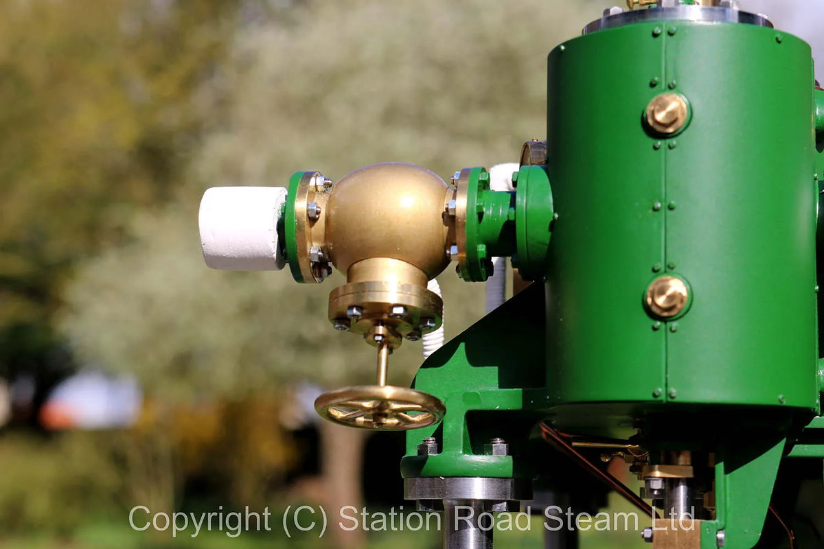 1 1/2 inch scale Alfred Dodman compound marine engine