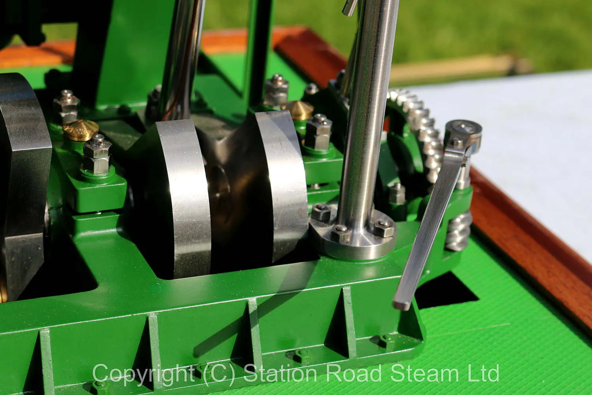 1 1/2 inch scale Alfred Dodman compound marine engine