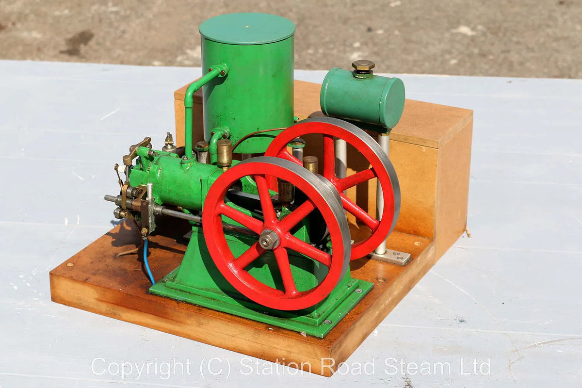 Westbury "Wyvern" open crank engine