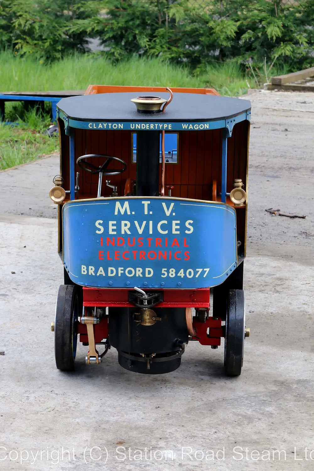 2 Clayton Undertype steam wagon
