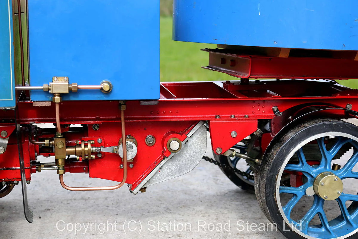 2 Clayton Undertype steam wagon