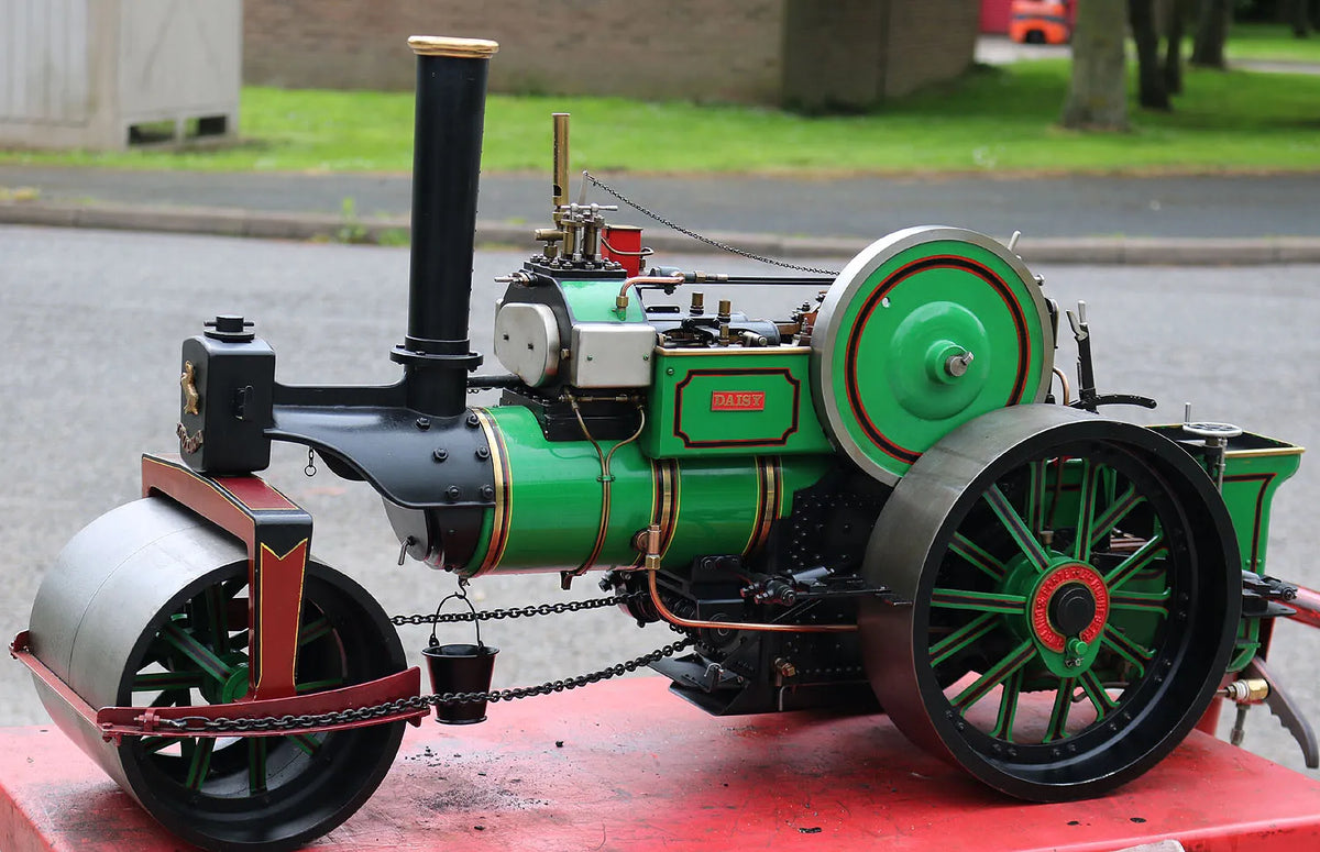 2 inch scale Aveling & Porter compound steam roller