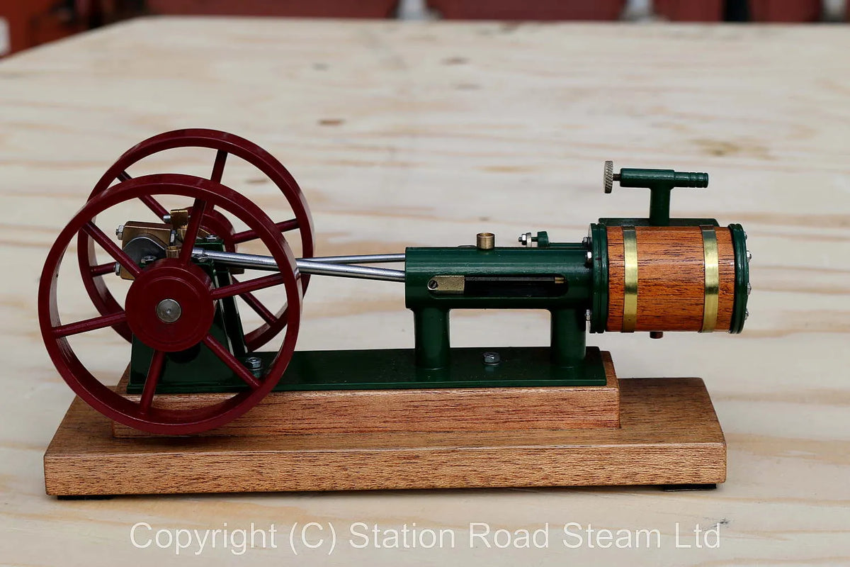 Horizontal mill engine with wood lagged cylinder