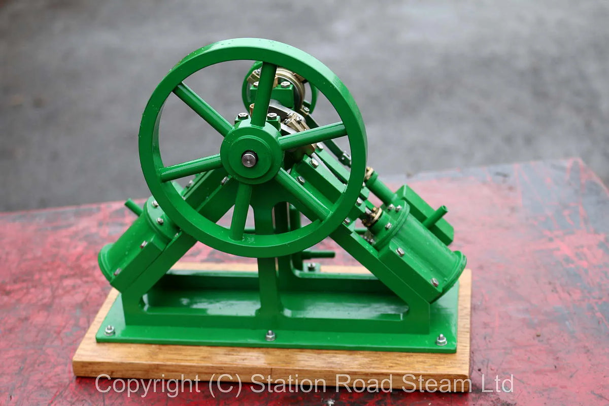 Double diagonal engine