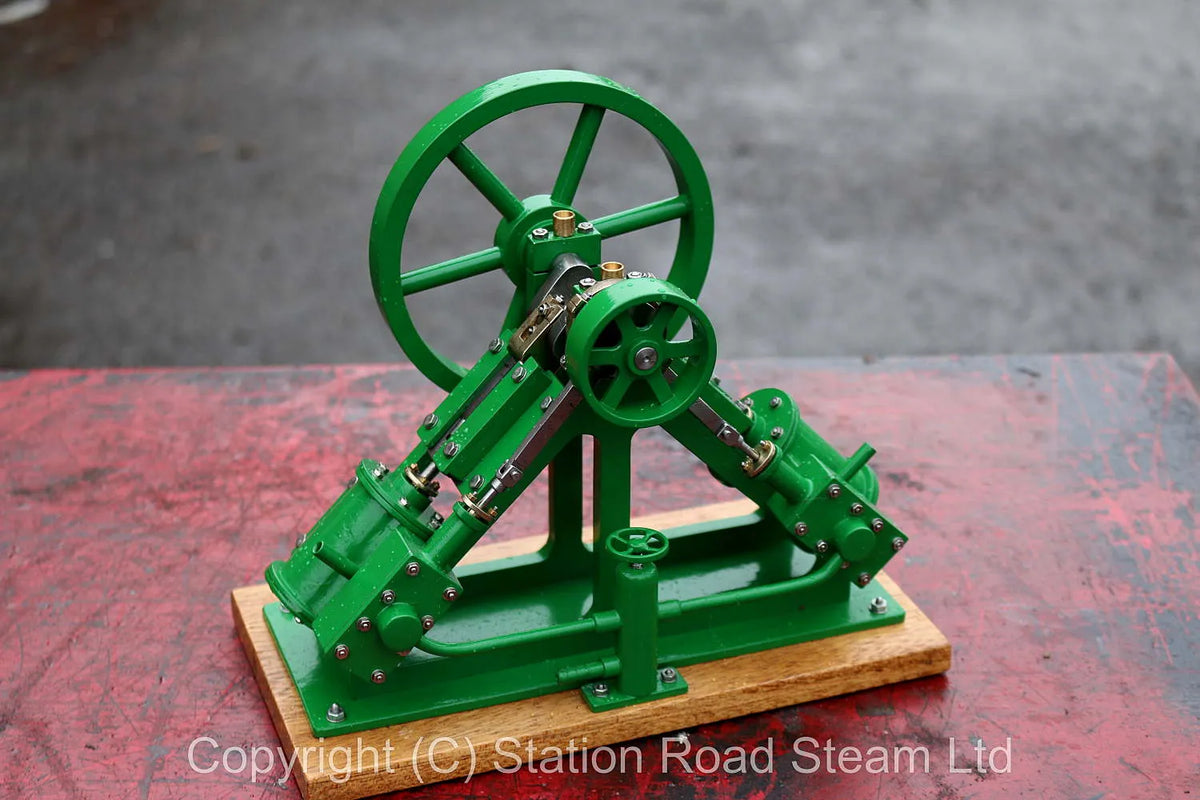 Double diagonal engine