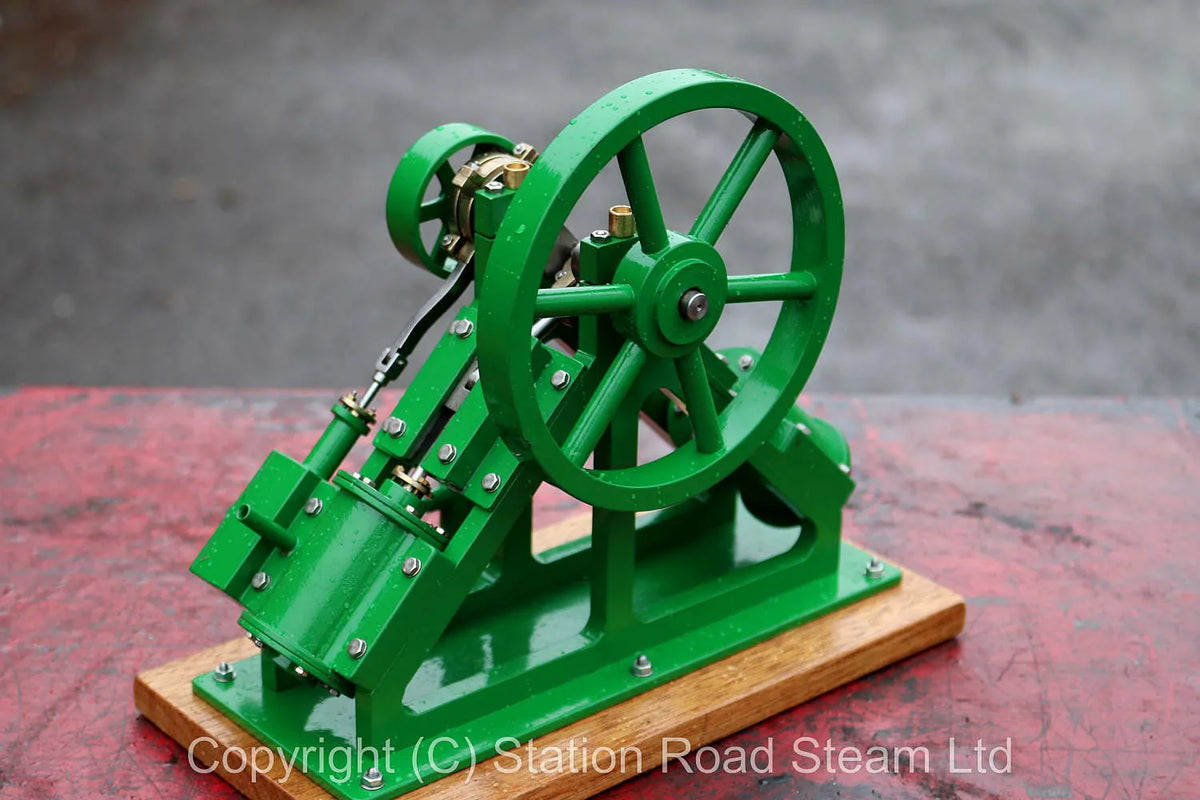 Double diagonal engine