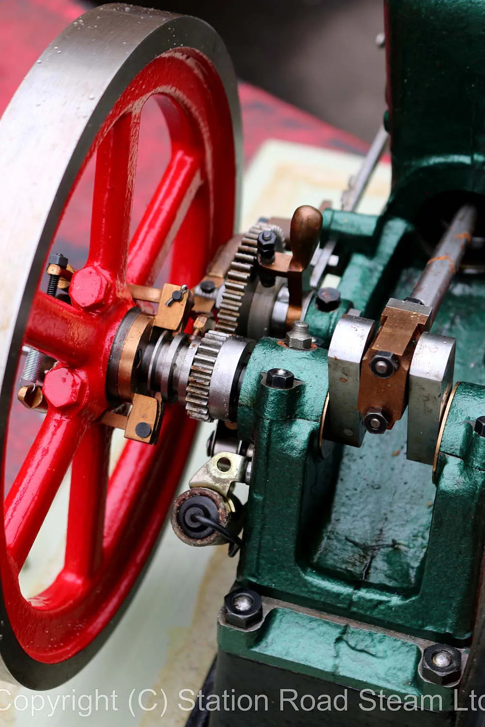 Red Wing open crank engine