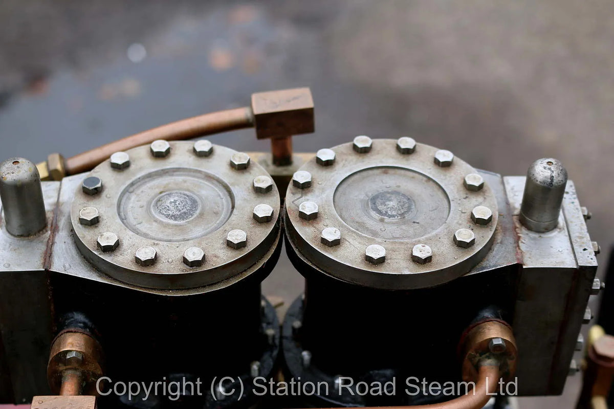 "Swan Double Two" marine engine