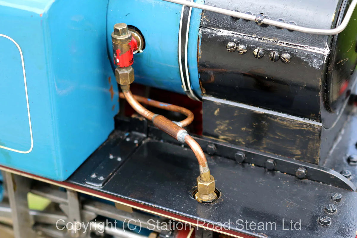 3 1/2 inch gauge "Rob Roy" 0-6-0T with coal truck