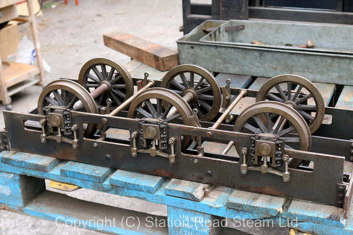 7 1/4 inch gauge 2-6-2 tender locomotive for completion