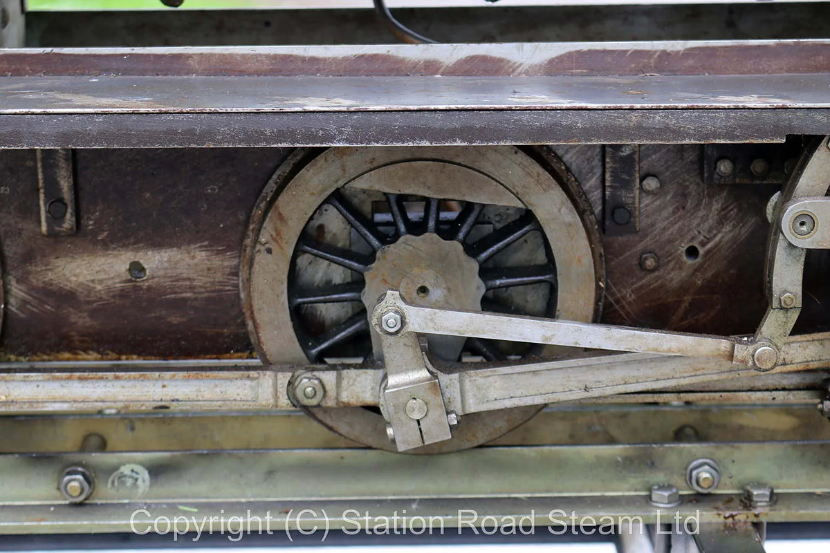 7 1/4 inch gauge 2-6-2 tender locomotive for completion