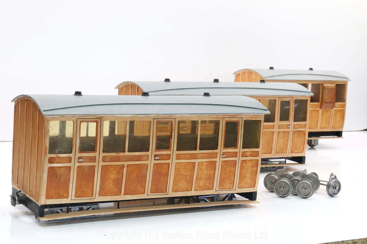 Three gauge 1 coaches