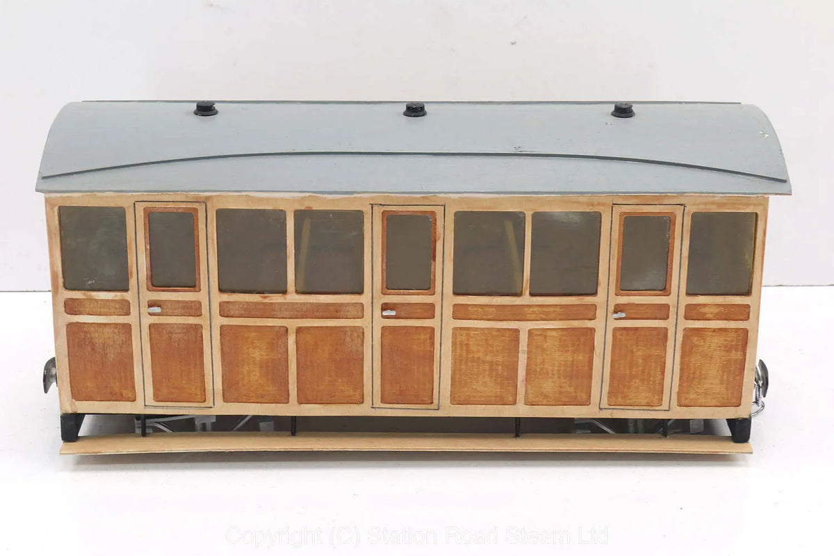 Three gauge 1 coaches