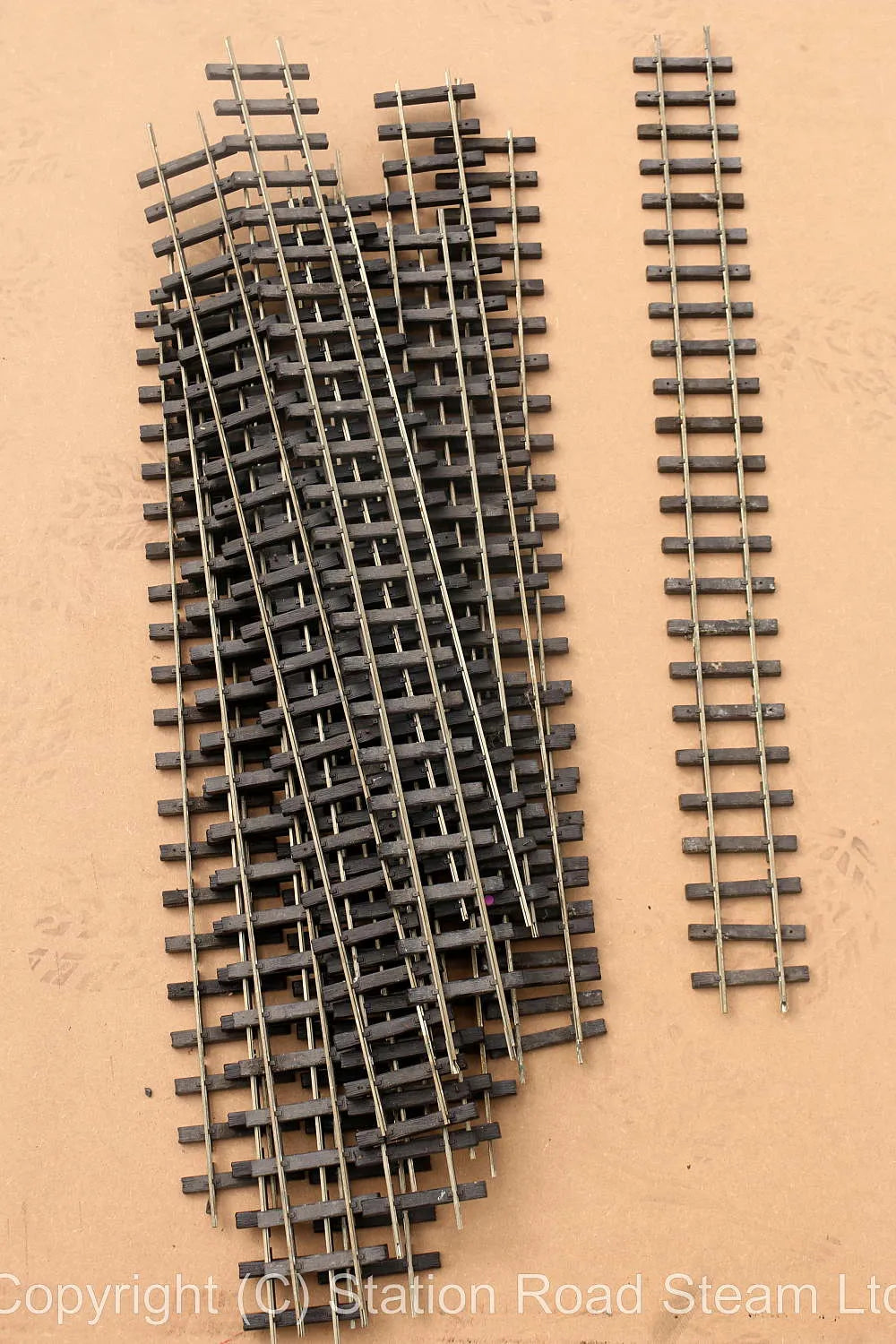 10 metres gauge 1 track, three turnouts