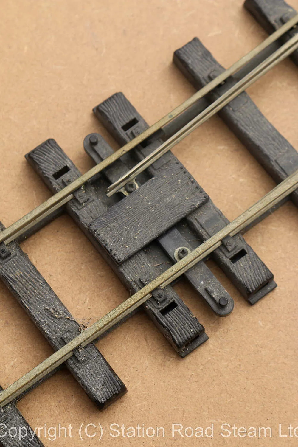 10 metres gauge 1 track, three turnouts