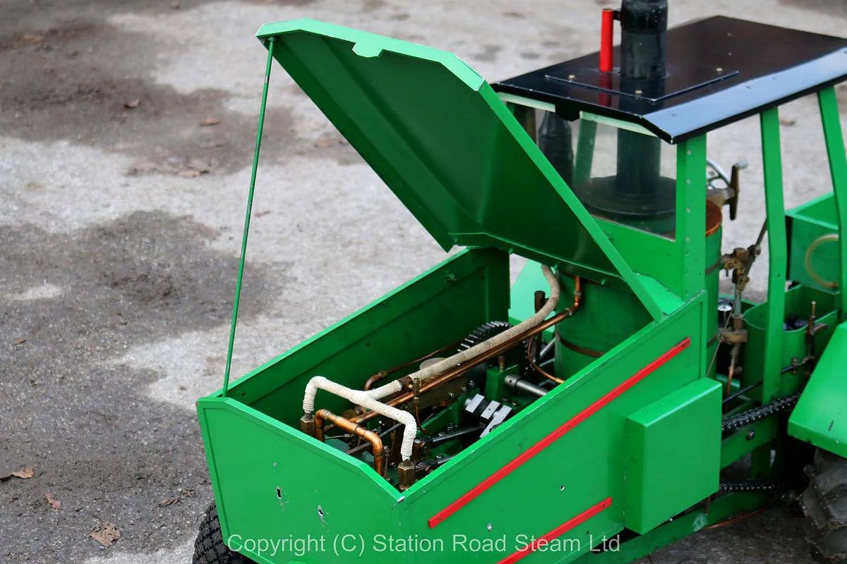 3 inch scale "Caradoc" steam tractor