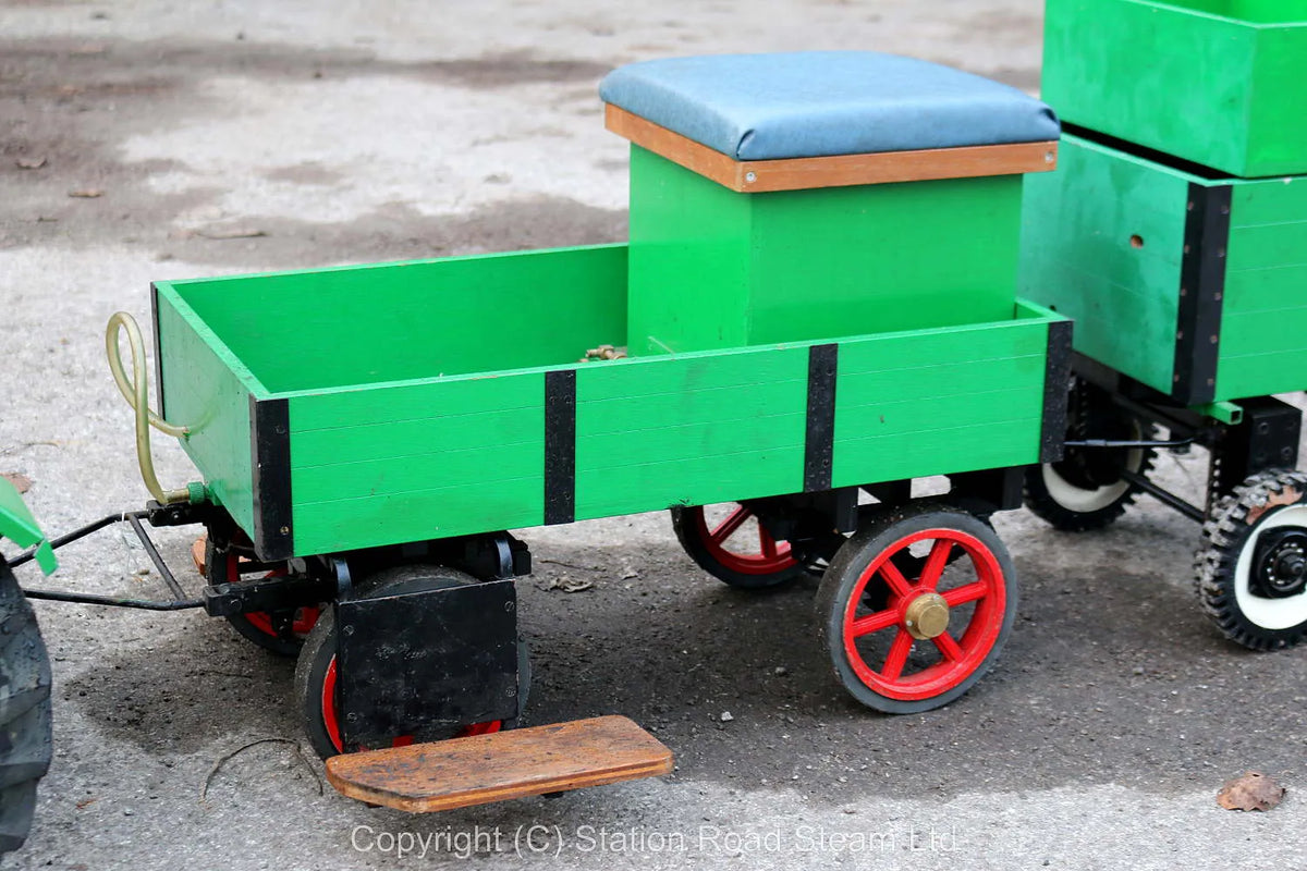 3 inch scale "Caradoc" steam tractor