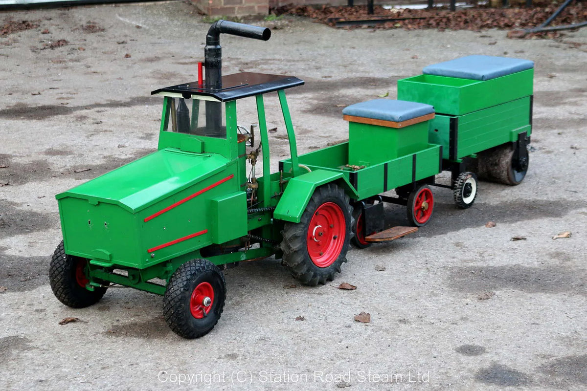 3 inch scale "Caradoc" steam tractor