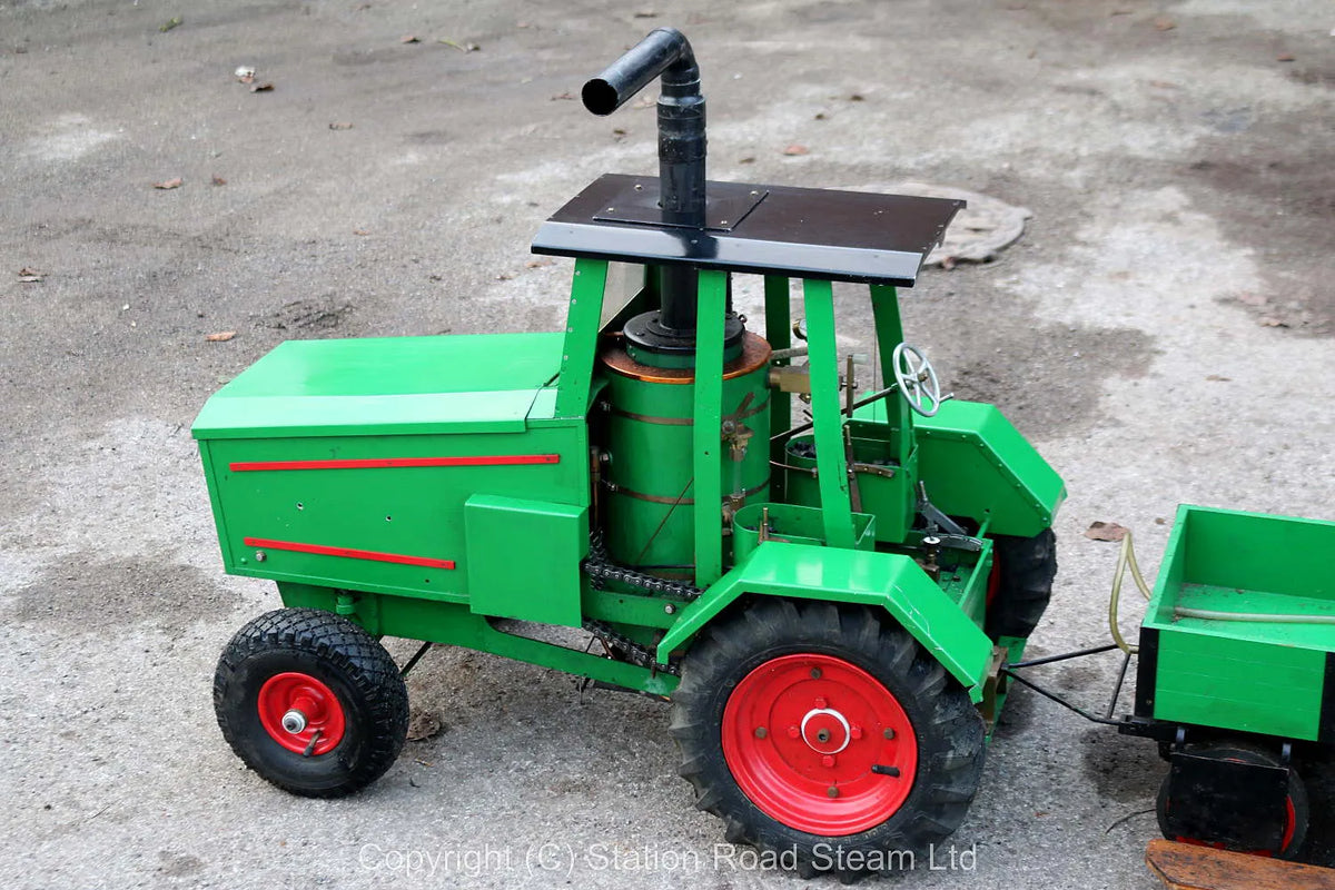 3 inch scale "Caradoc" steam tractor