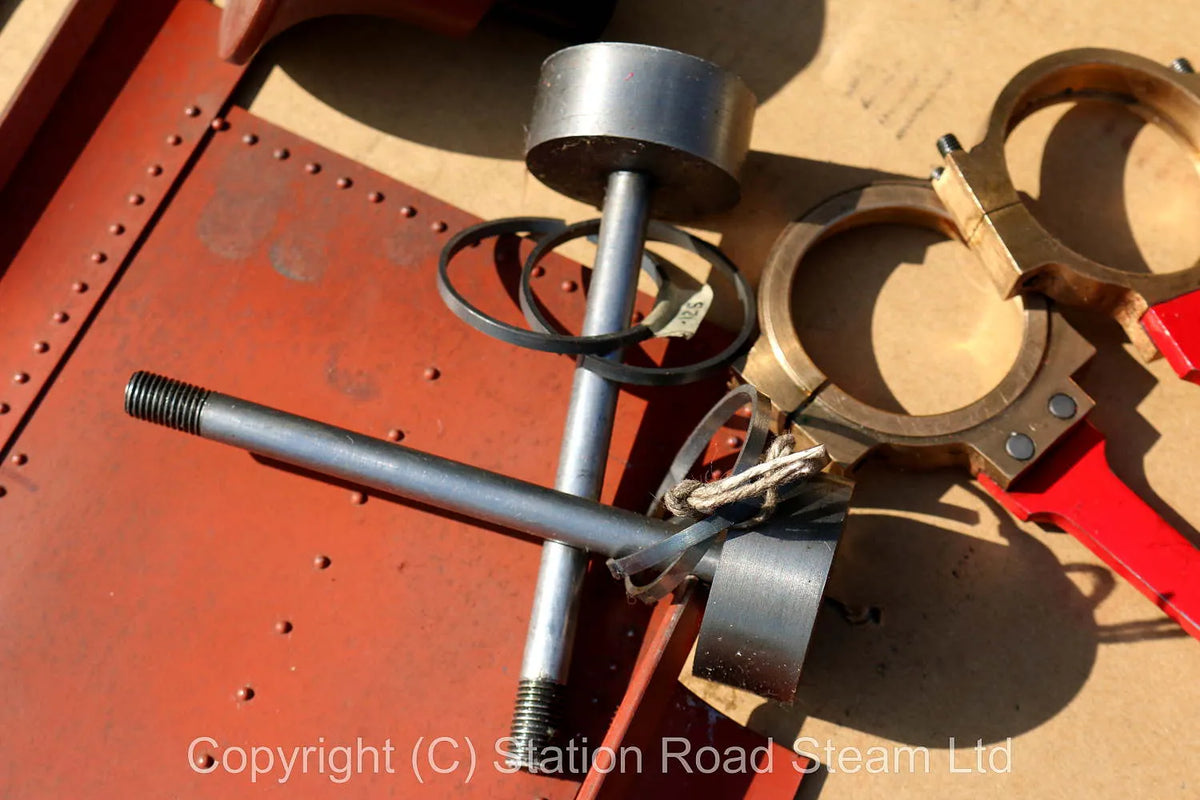 7 1/4 inch gauge part-built "Lion"