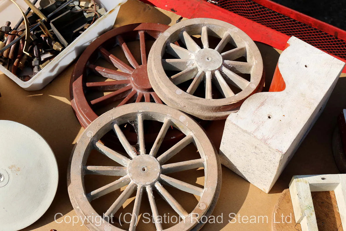 7 1/4 inch gauge part-built "Lion"
