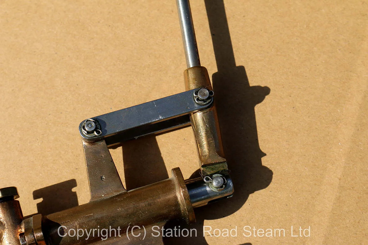 Boiler hand pump