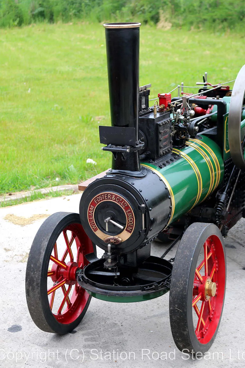 4 inch scale Foster agricultural engine
