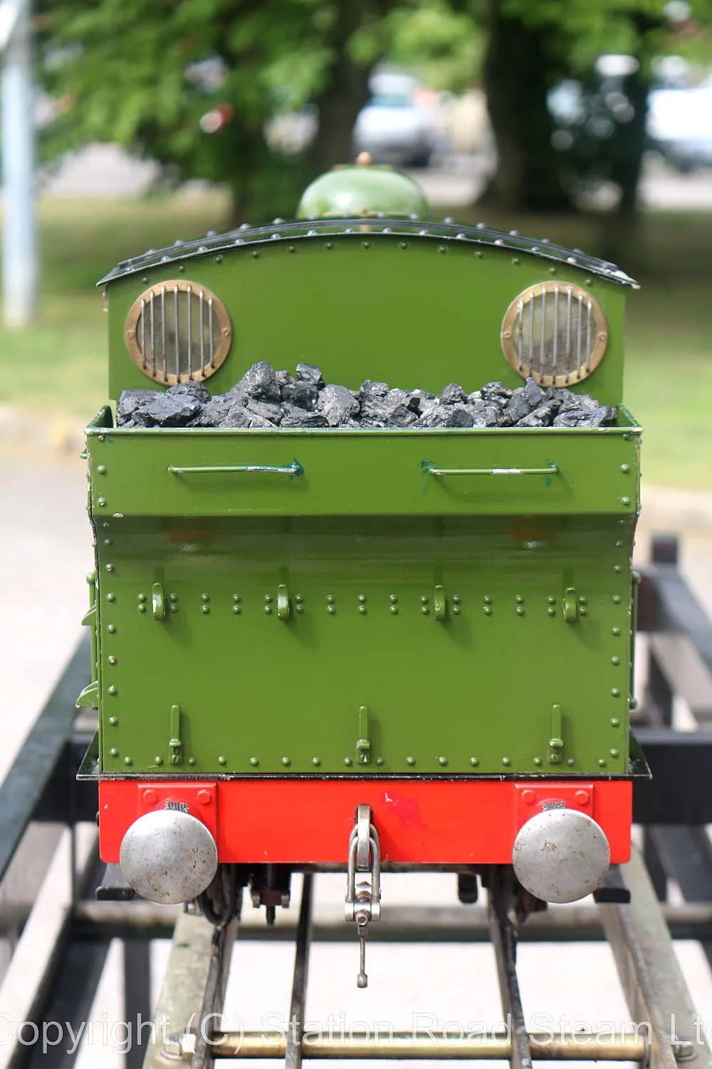 5 inch gauge GWR 0-6-0PT 5700
