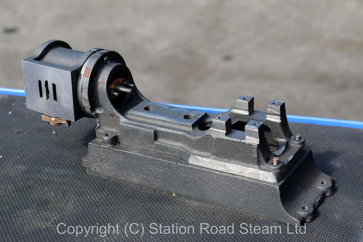 Set part-machined Stuart No.9 mill engine & feed pump castings
