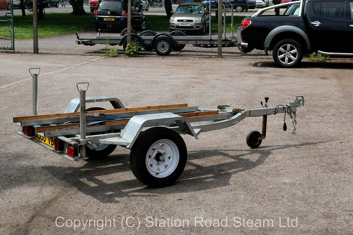Two wheel road trailer for 7 1/4 inch gauge locomotive