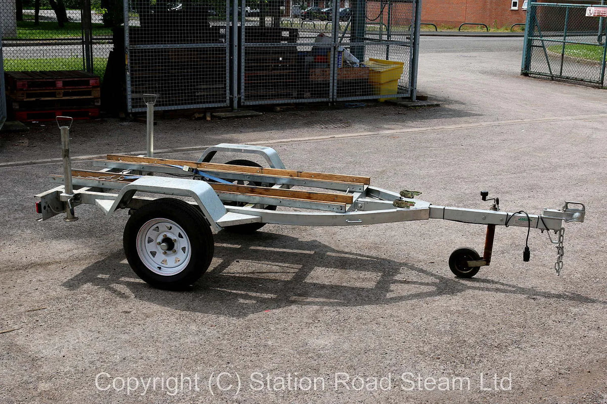 Two wheel road trailer for 7 1/4 inch gauge locomotive
