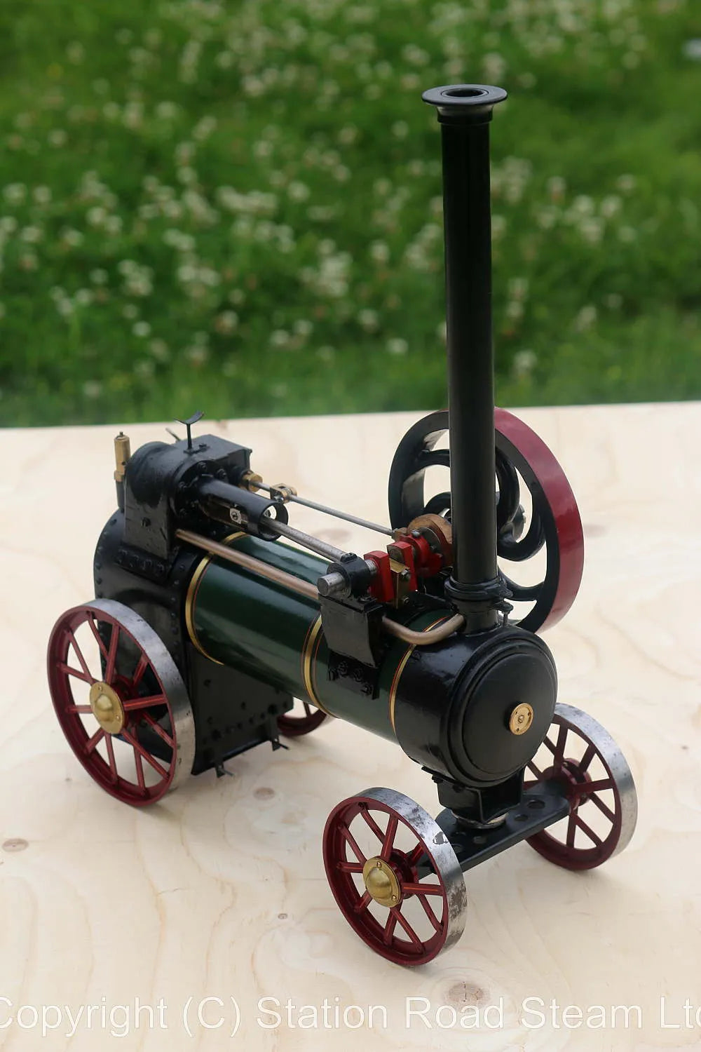 3/4 inch scale spirit-fired portable engine
