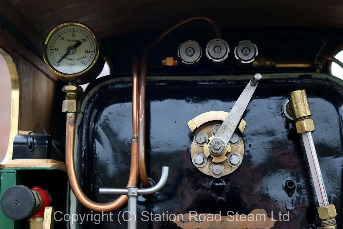 7 1/4 inch gauge GWR 11XX 0-4-0T