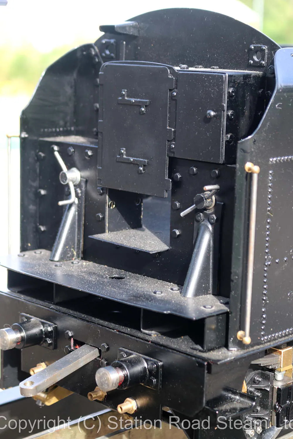 5 inch gauge Black 5