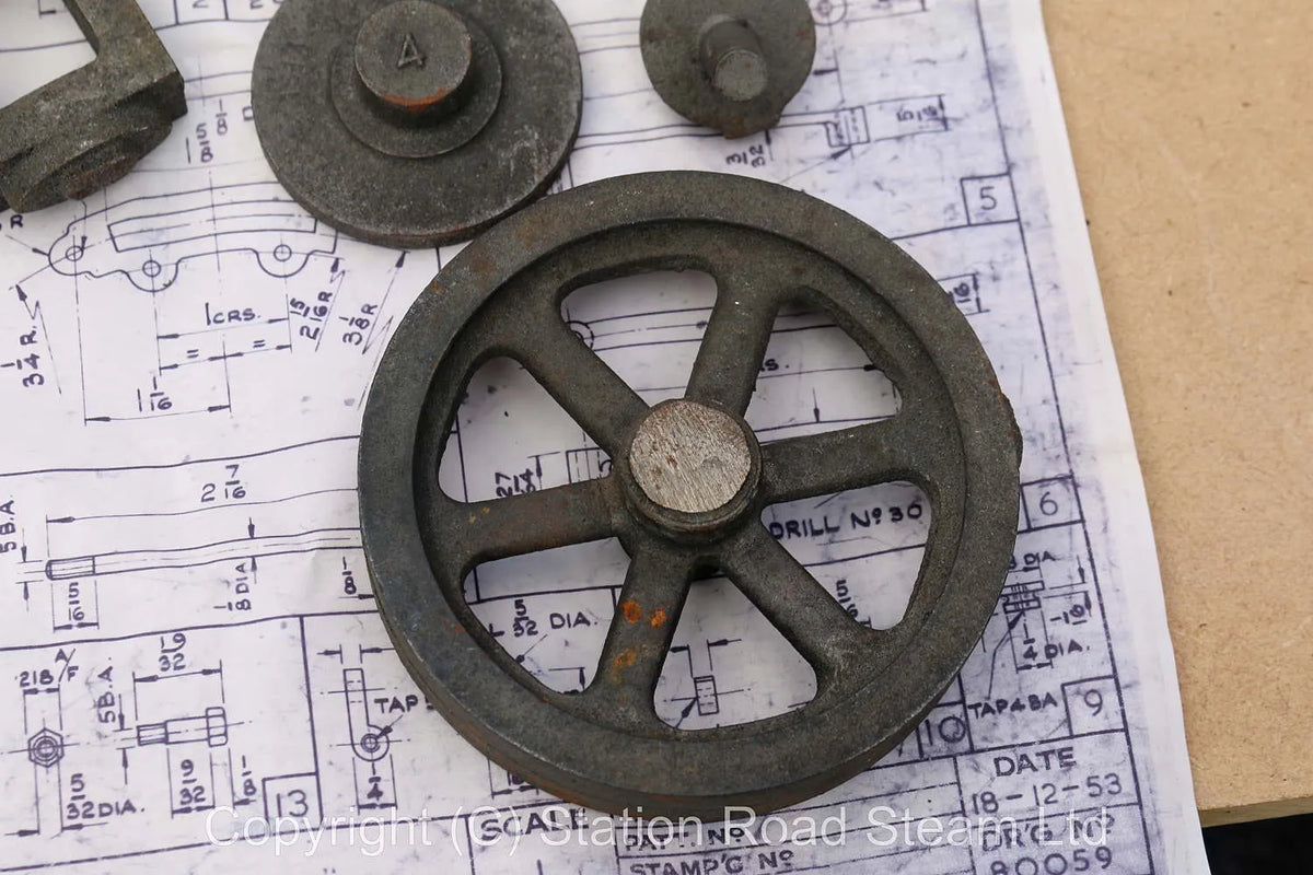 Stuart No.4 vertical engine with reversing gear castings