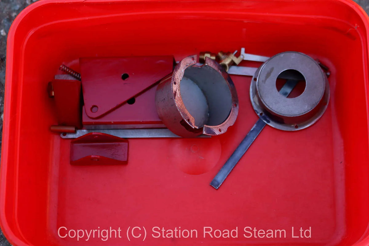 Part-built 2 inch scale Clayton steam wagon