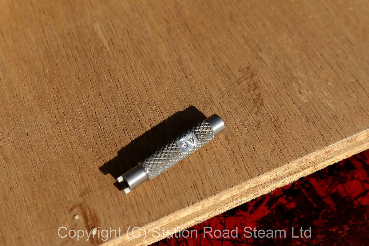 Part-built 2 inch scale Clayton steam wagon