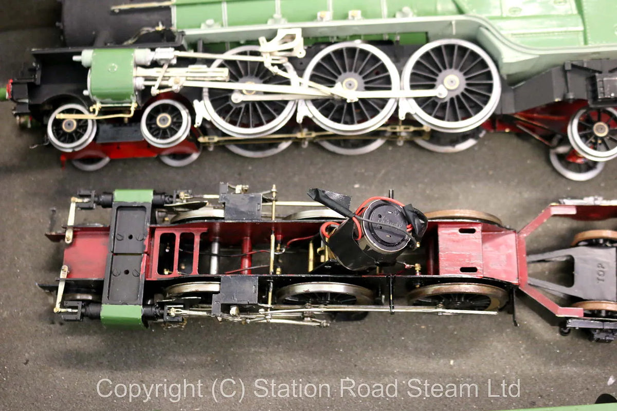 O-gauge DJH LNER V2 & A2