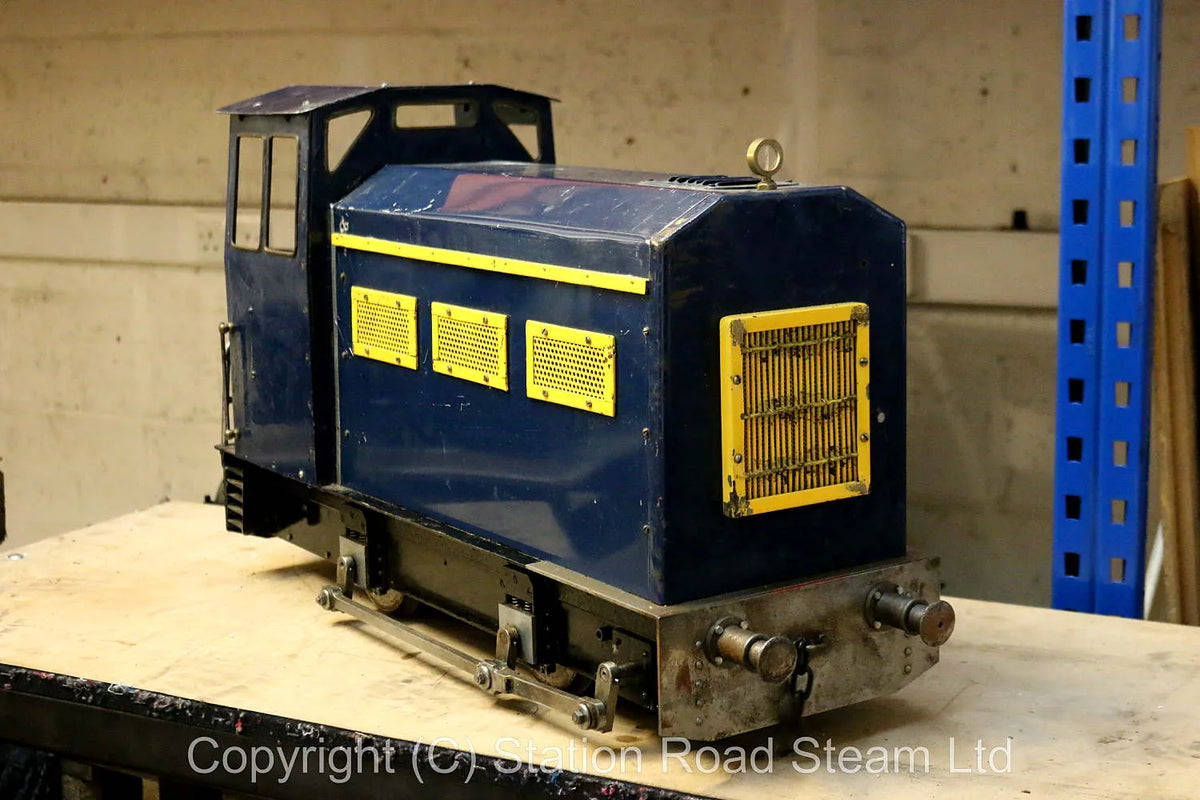 5 inch gauge freelance 0-4-0 battery electric