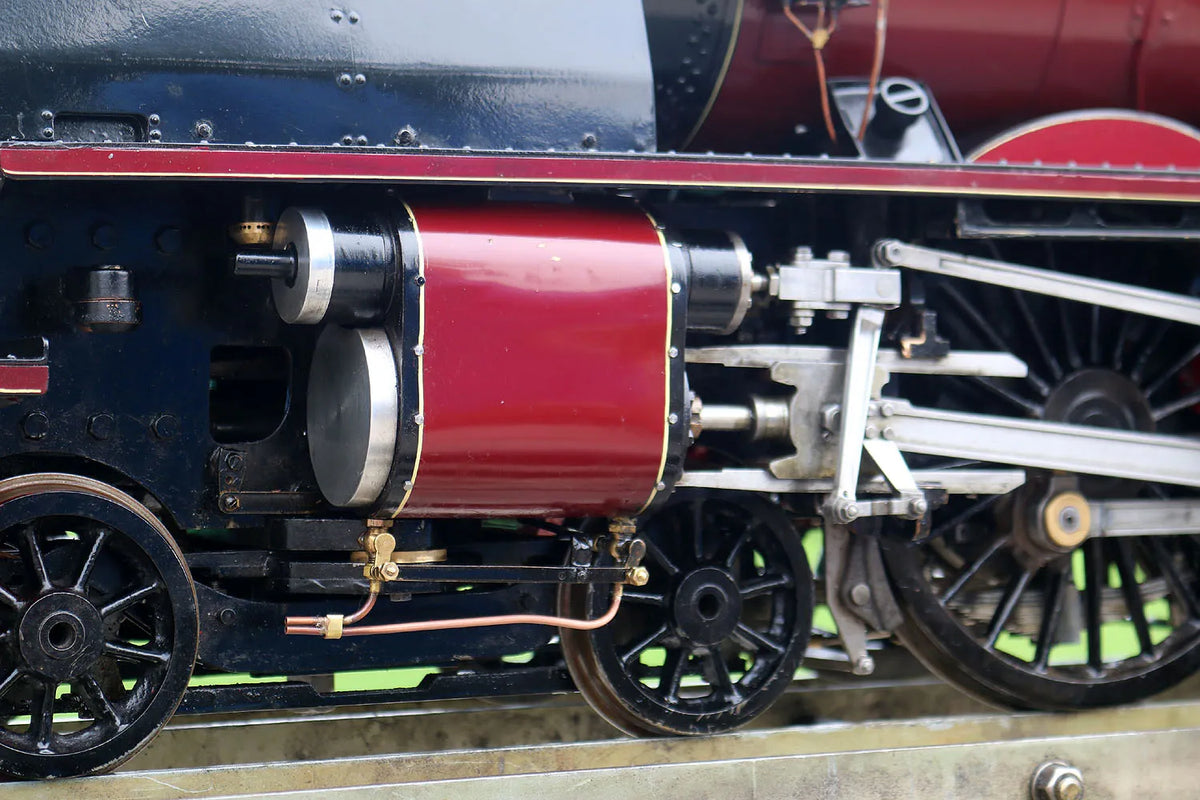 5 inch gauge LMS Duchess "Sir William A Stanier FRS"